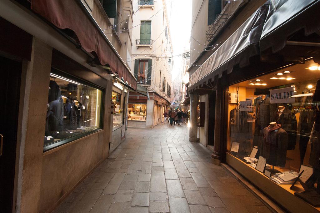 Appartamento Casa 300 Venetië Buitenkant foto