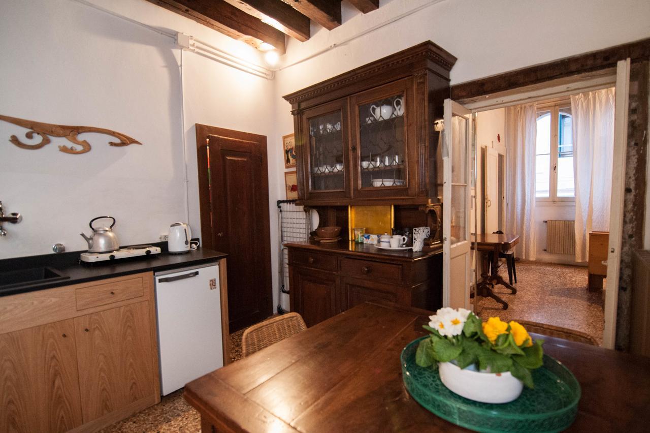 Appartamento Casa 300 Venetië Buitenkant foto